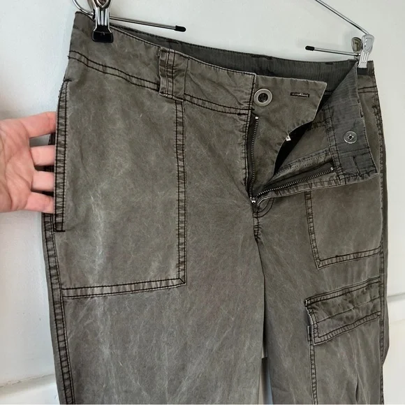 Free People The Thing Is Low-Rise Utility Cargo Pants - Picture 7 of 16